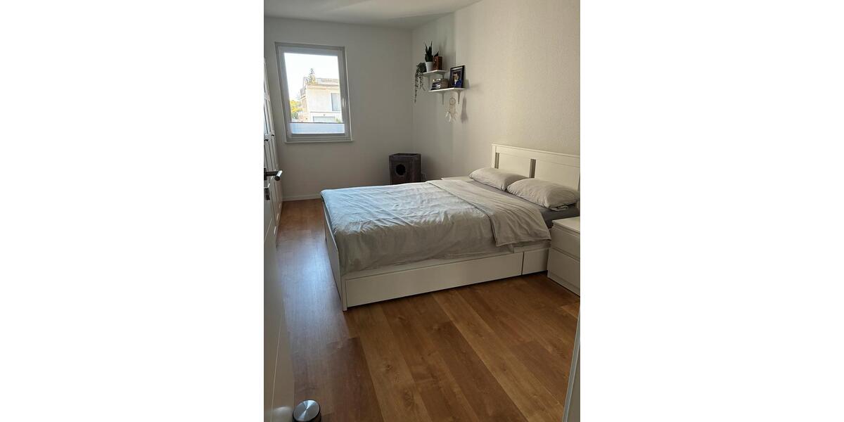 Erdgeschoßwohnung Paderborn - 3 Zimmer, 96 m&sup2;, 800&euro; | Angebot:26428343
