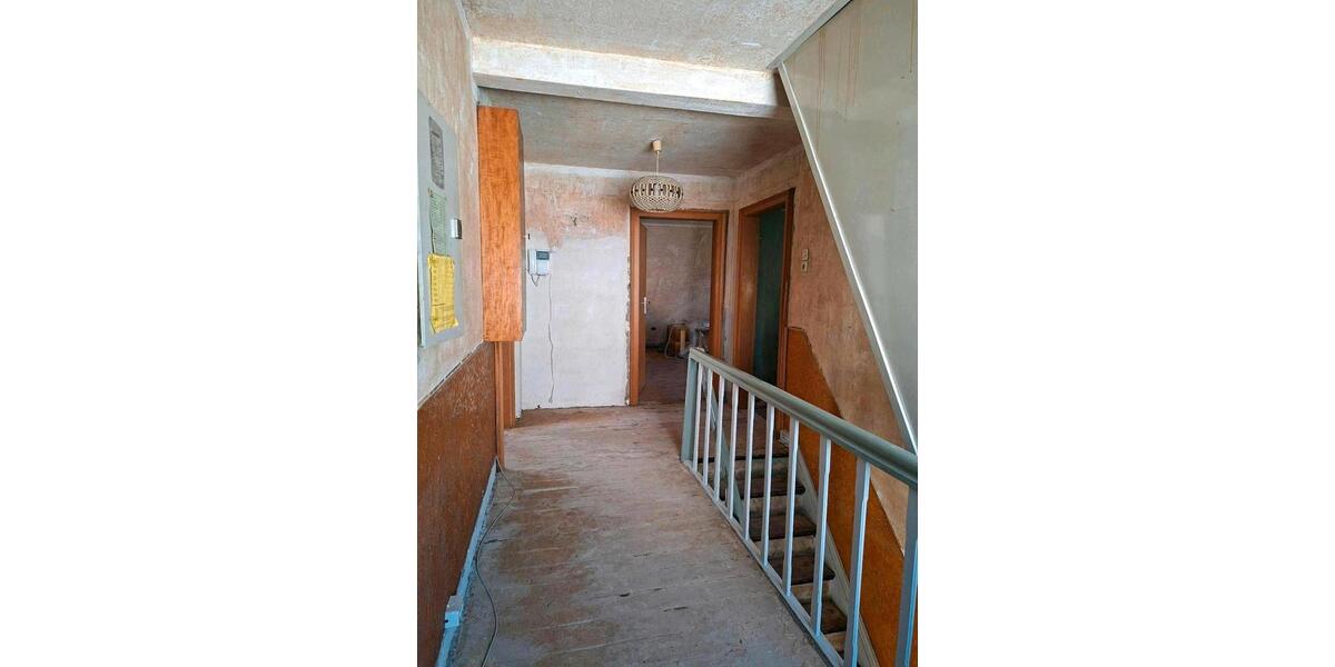 Einfamilienhaus Marsberg - 7 Zimmer, 160 m&sup2;, 149.500&euro; | Angebot:26465055