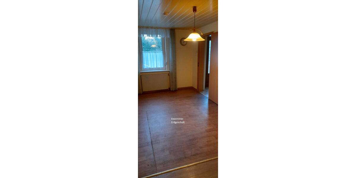 Einfamilienhaus Geseke - 10 Zimmer, 180 m&sup2;, 199.000&euro; | Angebot:26949676