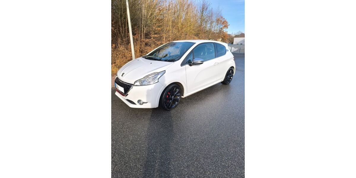 Peugeot 208 88.121 km 8.500 &euro; Marsberg 34431