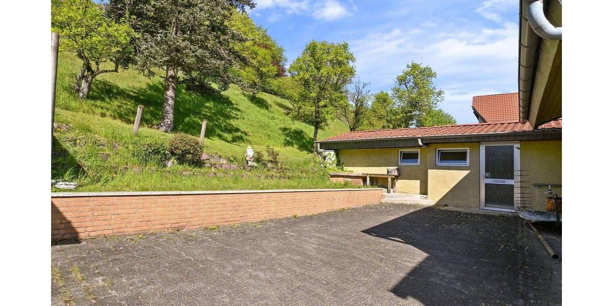 Einfamilienhaus Oerlinghausen - 8 Zimmer, 133 m&sup2;, 265.000&euro; | Angebot:26644191