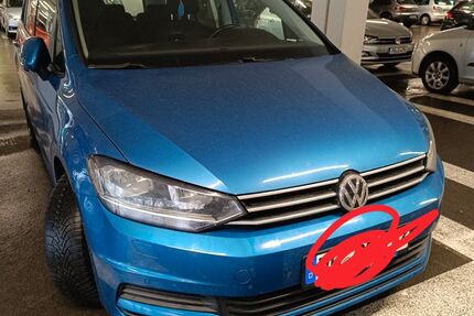 VW Touran 124.800 km 19.300 &euro; Paderborn 33100