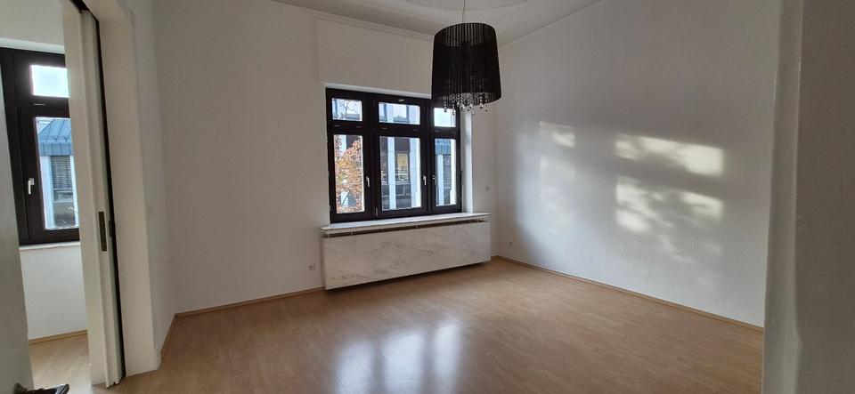 Etagenwohnung Lippstadt - 5 Zimmer, 154 m&sup2;, 1.375&euro; | Angebot:27600520