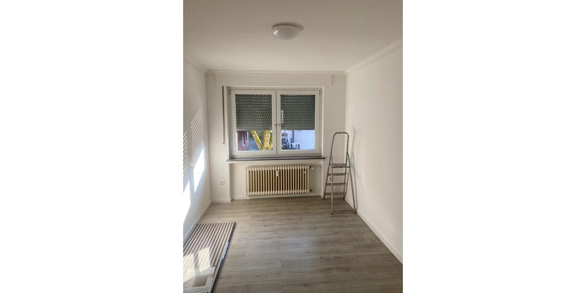 Etagenwohnung Horn-Bad Meinberg Bad Meinberg - 5 Zimmer, 119 m&sup2;, 1.100&euro; | Angebot:25887577