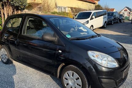 Renault Twingo 166.000 km 1.900 &euro; Detmold 32758