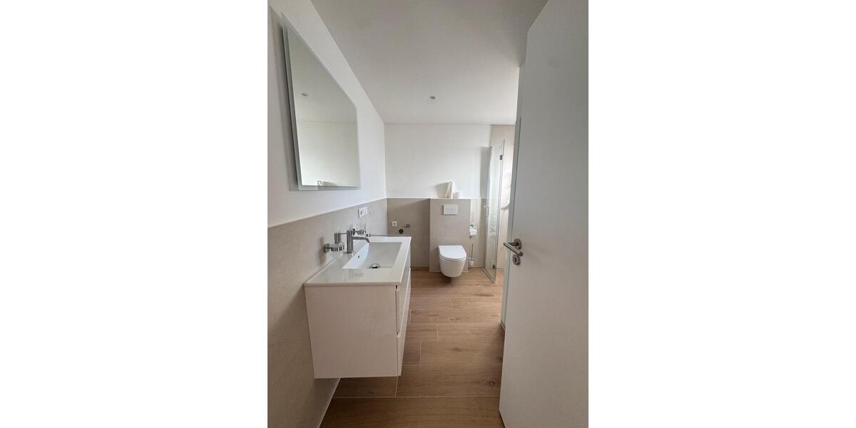 Etagenwohnung Büren - 3 Zimmer, 88 m&sup2;, 880&euro; | Angebot:25285250