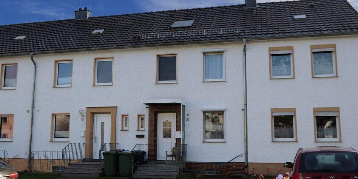 Reihenmittelhaus Marsberg / Niedermarsberg Niedermarsberg - 4 Zimmer, 80 m&sup2;, 160.000&euro; | Angebot:24286307