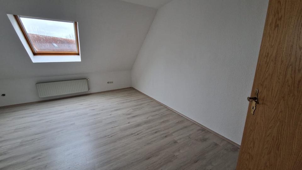 Etagenwohnung Paderborn Neuenbeken - 1 Zimmer, 20 m&sup2;, 227&euro; | Angebot:26651759