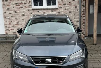 Seat Leon 140.000 km 15.200 &euro; Büren 33142