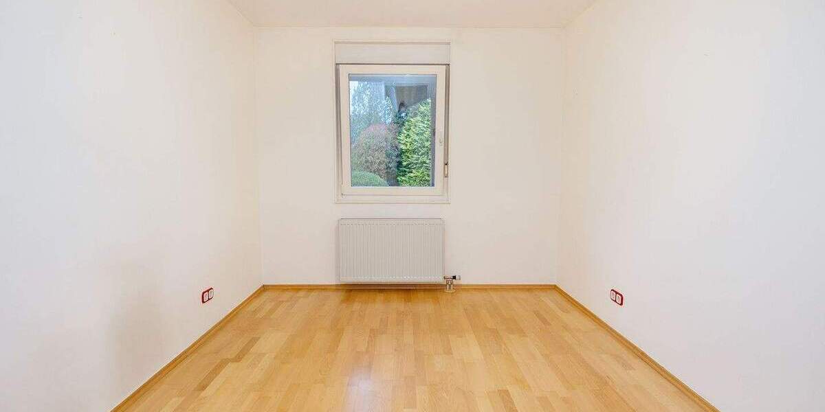 Bungalow Schloß Holte-Stukenbrock Stukenbrock - 4 Zimmer, 124 m&sup2;, 415.000&euro; | Angebot:26643999