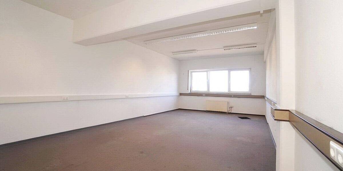 Gewerbeobjekt Paderborn Kernstadt - 3 Zimmer, 107 m&sup2;, 708&euro; | Angebot:26863476