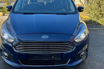 Ford S-Max 379.000 km 5.999 € Borchen-Etteln 33178
