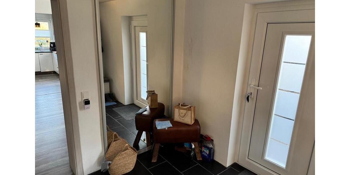 Einfamilienhaus Horn-Bad Meinberg Bad Meinberg - 8 Zimmer, 180 m&sup2;, 255.000&euro; | Angebot:25824450