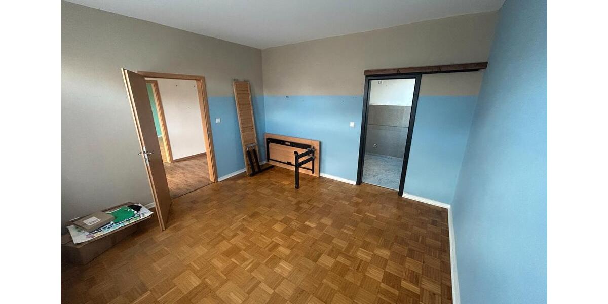 Einfamilienhaus Borchen - 8 Zimmer, 260 m&sup2;, 490.000&euro; | Angebot:27617866