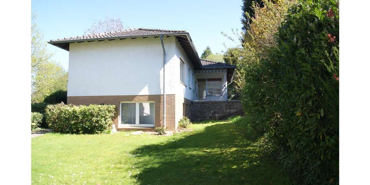 Einfamilienhaus Detmold - 5 Zimmer, 140 m&sup2;, 299.900&euro; | Angebot:26306880