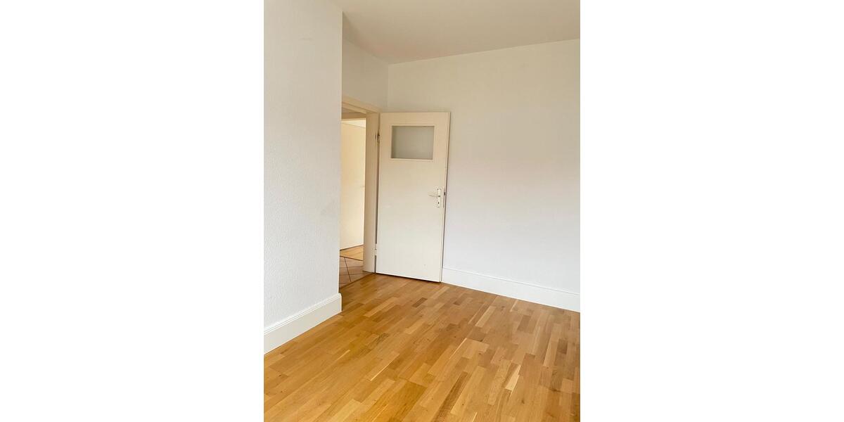 Etagenwohnung Detmold - 3 Zimmer, 50 m&sup2;, 450&euro; | Angebot:26465471
