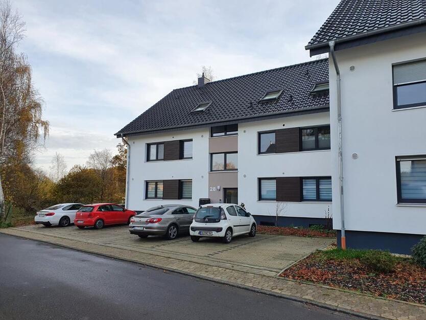 Schöne geräumige 3 ZKB Wohnung im Dachgeschoss! Inkl. Stellplatz! zimmer