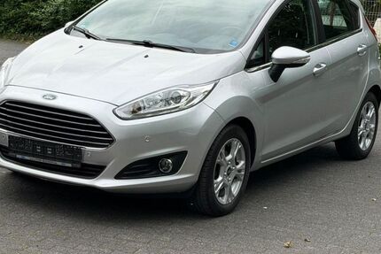Ford Fiesta 78.000 km 8.599 &euro; Paderborn 33100