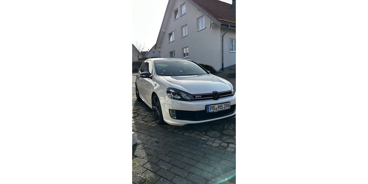 VW Golf 199.000 km 10.999 &euro; Büren 33142