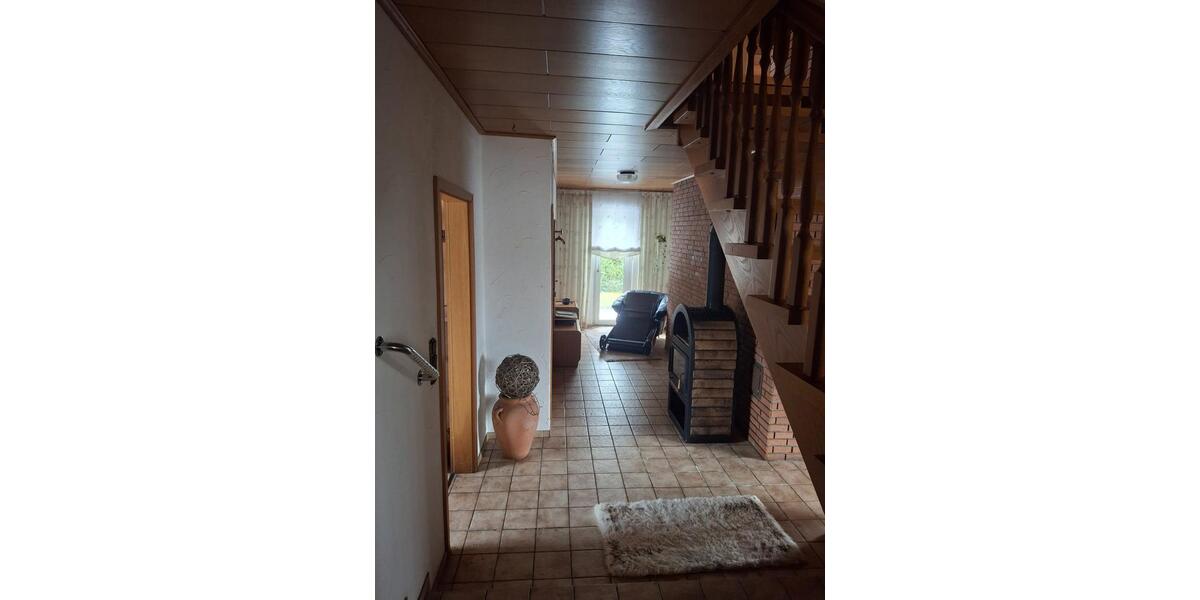 Einfamilienhaus Paderborn Neuenbeken - 7 Zimmer, 170 m&sup2;, 270.000&euro; | Angebot:26040803