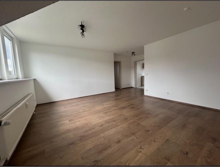 Dachgeschoßwohnung Delbrück - 3 Zimmer, 62 m&sup2;, 550&euro; | Angebot:25801239