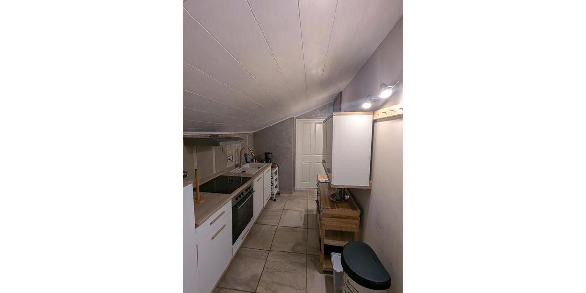 Dachgeschoßwohnung Paderborn Neuenbeken - 1 Zimmer, 45 m&sup2;, 700&euro; | Angebot:24485172