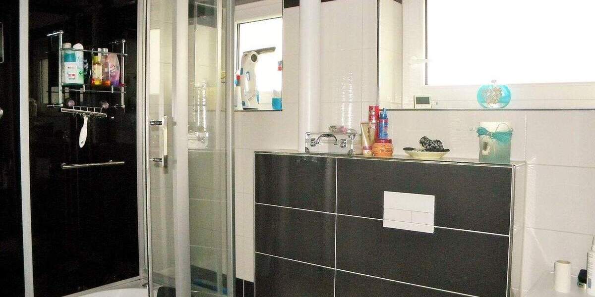 Etagenwohnung Detmold Hakedahl - 4 Zimmer, 82 m&sup2;, 130.000&euro; | Angebot:23159633