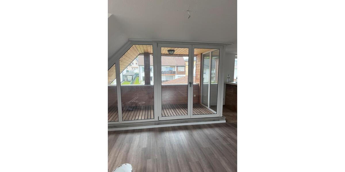 5-Zimmer Maisonettenwohnung mit Balkon in Bad Driburg 5 zimmer