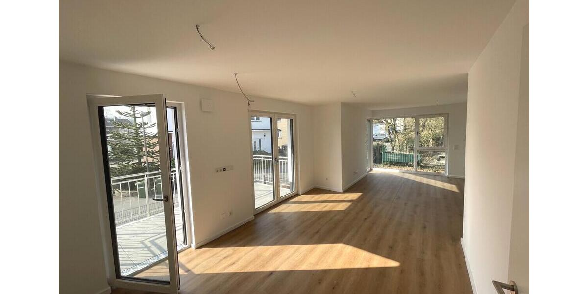 Etagenwohnung Detmold Hiddesen - 4 Zimmer, 100 m&sup2;, 1.450&euro; | Angebot:26660210