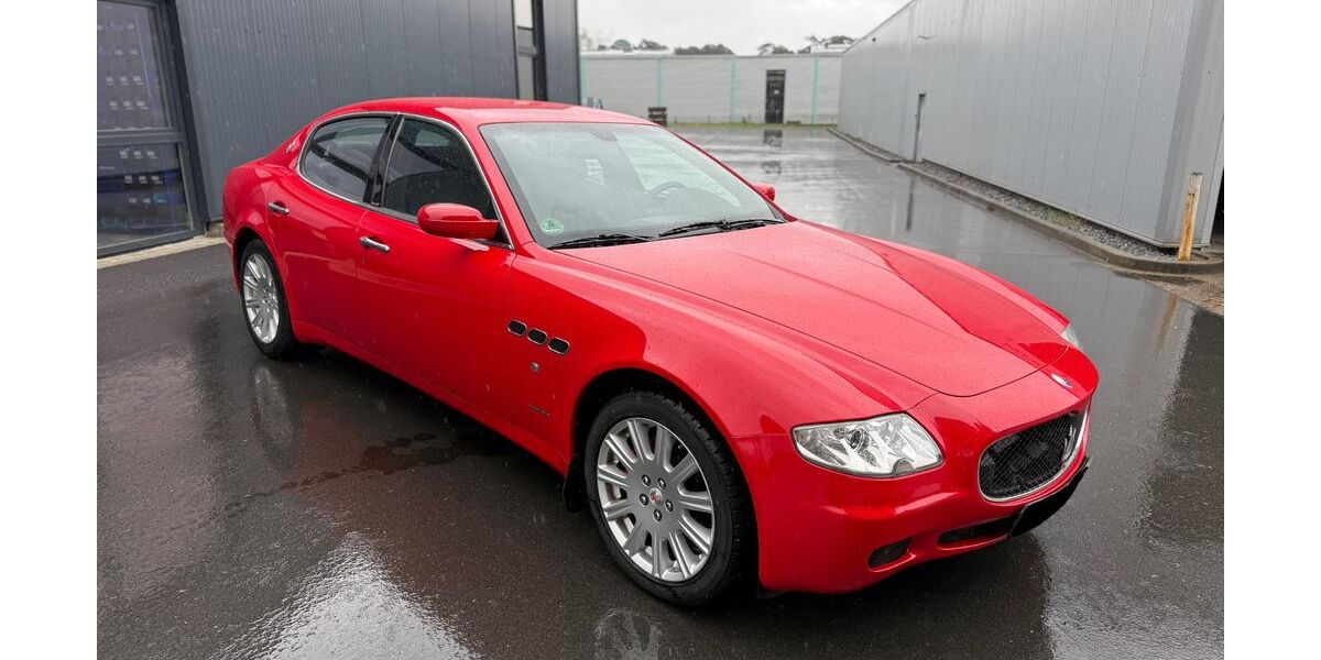 Maserati Quattroporte 174.666 km 19.999 &euro; Schloß Holte-Stukenbrock 33758