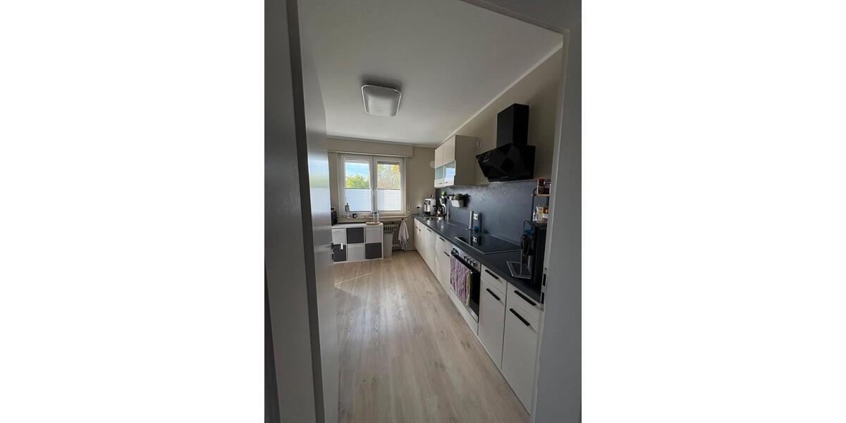 Etagenwohnung Bad Lippspringe - 5 Zimmer, 155 m&sup2;, 1.600&euro; | Angebot:27581416