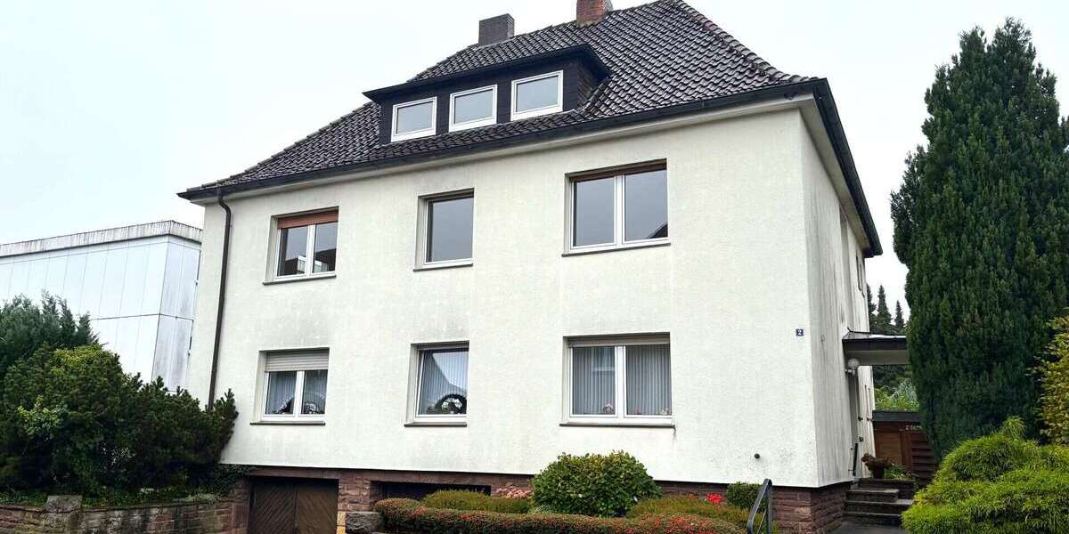 Haus zum Kaufen in Bad Driburg 320.000 € 270 m² 12 zimmer