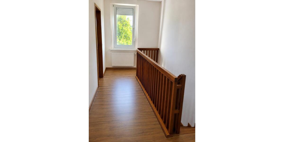 Einfamilienhaus Bad Lippspringe - 4 Zimmer, 95 m&sup2;, 900&euro; | Angebot:27615773