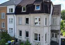 ***Südstadt: 3-Familienhaus Nähe Einhardstraße***