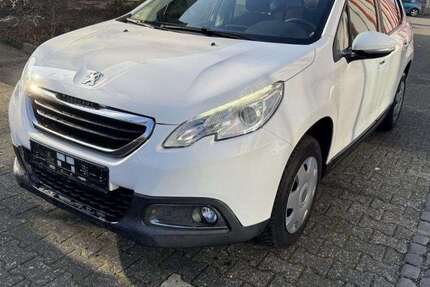 Peugeot 2008 142.000 km 4.199 € Paderborn 33100