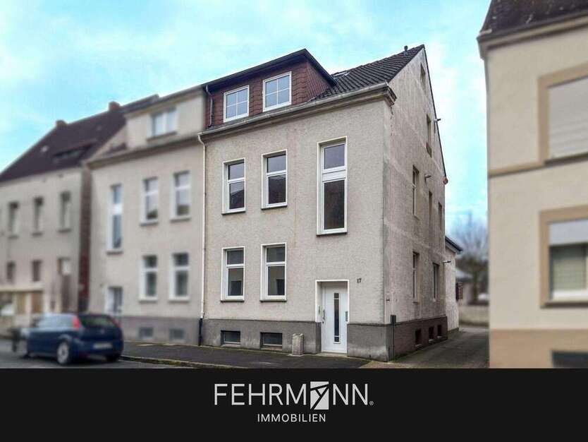 Haus zum Kaufen in Lage 230.000 € 185 m²