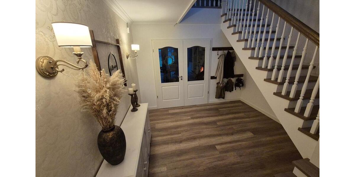 Einfamilienhaus Augustdorf - 6 Zimmer, 187 m&sup2;, 685.000&euro; | Angebot:26250281