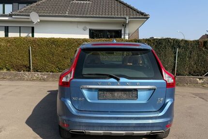 Volvo XC60 320.000 km 10.890 &euro; Oerlinghausen 33813