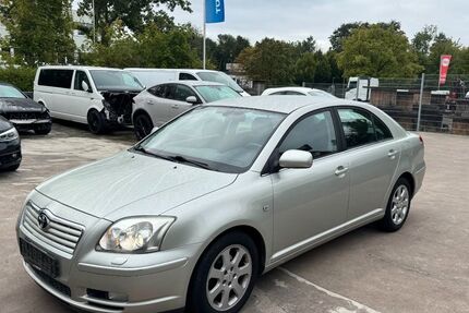 Toyota Avensis 255.000 km 2.250 &euro; Detmold 32758
