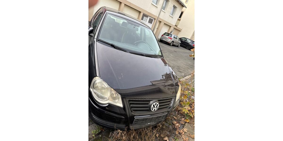 VW Polo 125.000 km 2.300 € Paderborn 33102