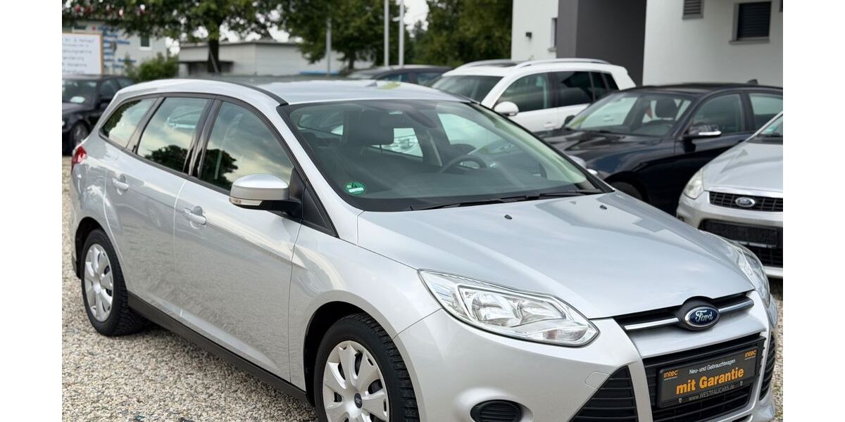 Ford Focus 115.000 km 5.750 &euro; Paderborn 33106