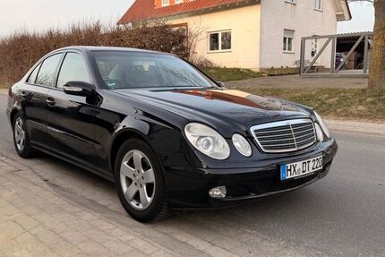 Mercedes-Benz E 200 253.507 km 4.000 &euro; Willebadessen 34439
