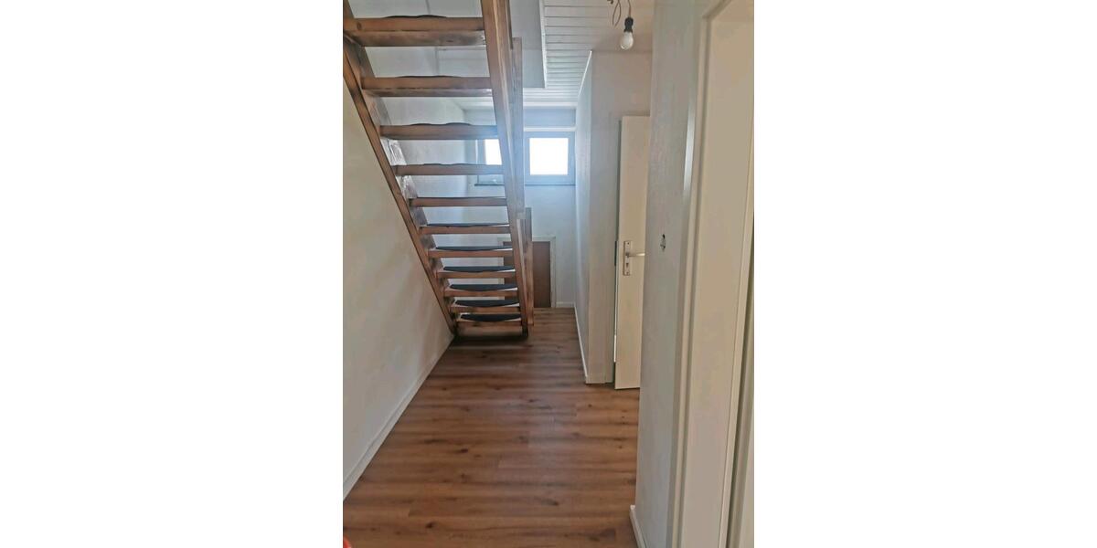 Etagenwohnung Altenbeken - 4 Zimmer, 120 m&sup2;, 850&euro; | Angebot:27540787