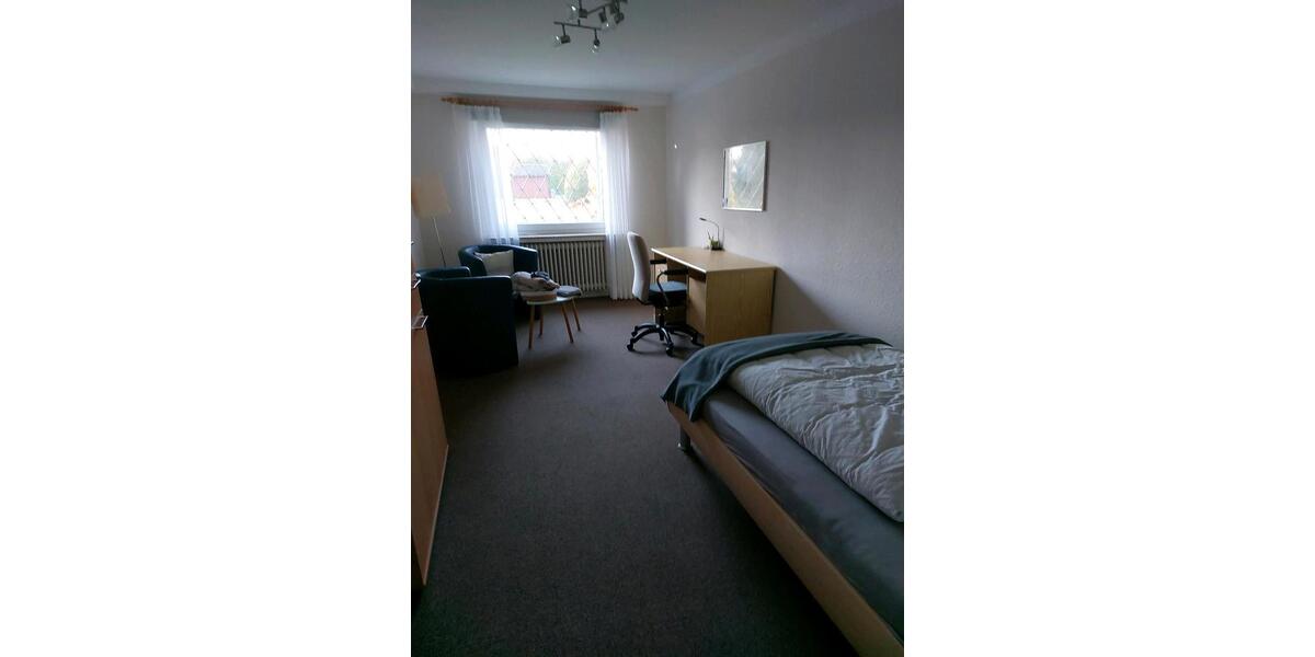 Etagenwohnung Detmold - 1 Zimmer, 16 m&sup2;, 580&euro; | Angebot:25721982