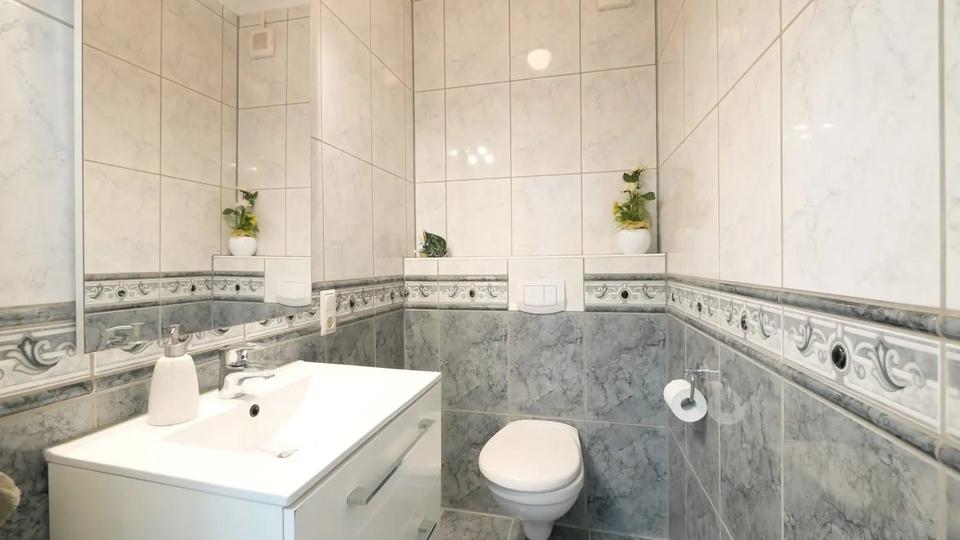 Bungalow Bad Lippspringe - 8 Zimmer, 260 m&sup2;, 590.000&euro; | Angebot:27160565