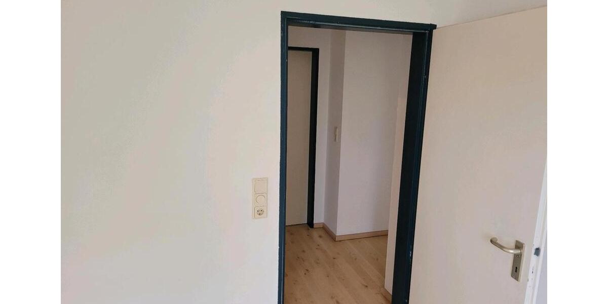 OHNE MAKLER!! Eigentumswohnung 4 Zimmer Küche Bad Gäste WC Balkon 4 zimmer
