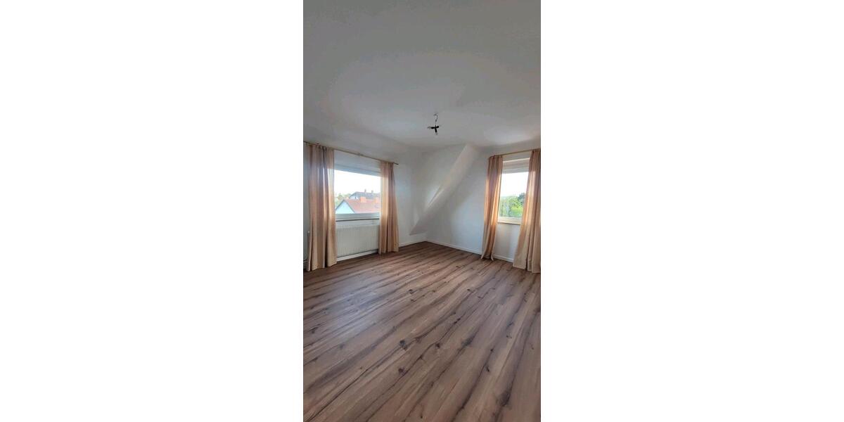 Einfamilienhaus Detmold - 5 Zimmer, 105 m&sup2;, 1.350&euro; | Angebot:27615037