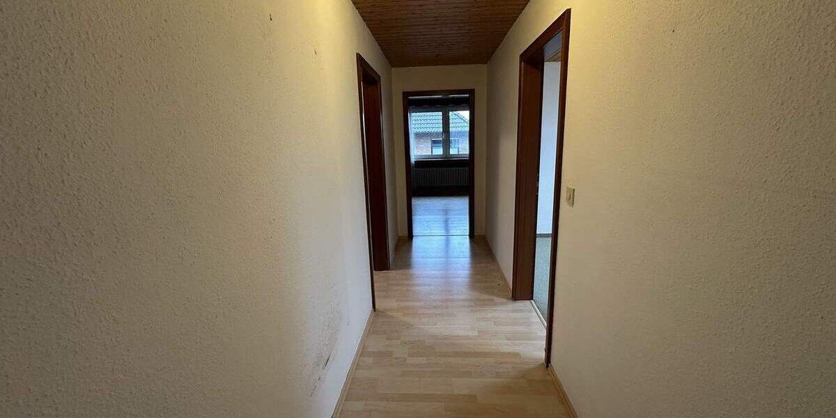 Einfamilienhaus Steinheim - 6 Zimmer, 262 m&sup2;, 350.000&euro; | Angebot:25687039