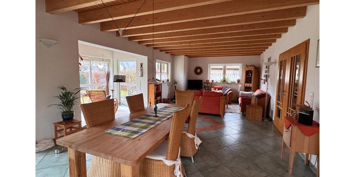 Einfamilienhaus Rietberg - 5.5 Zimmer, 155 m&sup2;, 1.600&euro; | Angebot:25642521