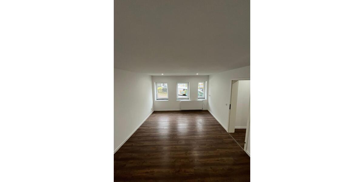 Erdgeschoßwohnung Nieheim - 4 Zimmer, 90 m&sup2;, 670&euro; | Angebot:27626214